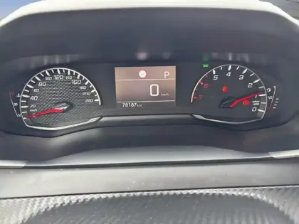 Photo 20 Peugeot 2008 Gén. II Ph1 Active Business 5