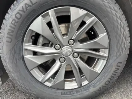 Photo 14 Peugeot 2008 Gén. II Ph1 Active Business 5