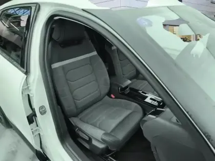 Photo 8 Citroën C4 Gén. III Ph1 C-Series 5