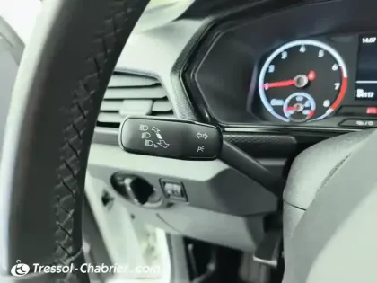 Photo 6 Volkswagen T-cross  1.0 TSI 95 Start/Stop BVM5 Lounge