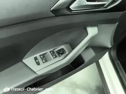 Photo 27 Volkswagen T-cross  1.0 TSI 95 Start/Stop BVM5 Lounge