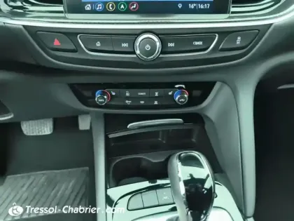 Photo 14 Opel Insignia  Sports Tourer 1.5 Diesel 122 ch BVA8 Elegance Business