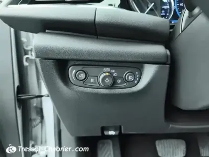 Photo 26 Opel Insignia  Sports Tourer 1.5 Diesel 122 ch BVA8 Elegance Business