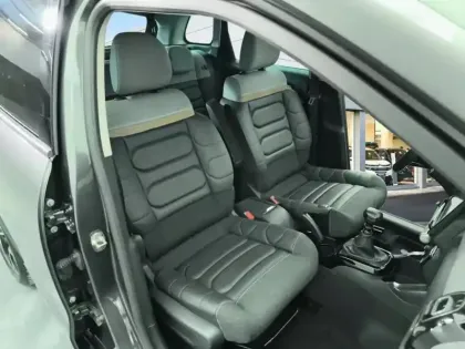 Photo 8 Citroën C3 Aircross  BlueHDi 110 S&S BVM6 Shine Pack