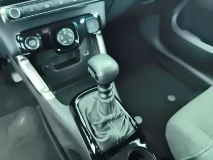 Photo 23 Citroën C3 Aircross  BlueHDi 110 S&S BVM6 Shine Pack