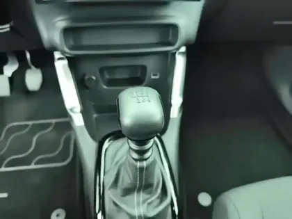 Photo 23 Citroën C3 Aircross  PureTech 110 S&S BVM6 Feel Pack