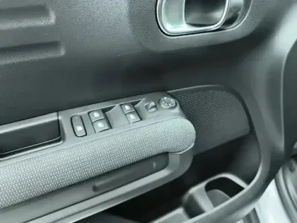 Photo 19 Citroën C3 Aircross  PureTech 110 S&S BVM6 Feel Pack