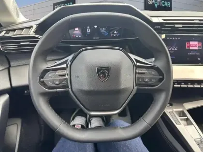 Photo 11 Peugeot 308 Gén. III Ph1 Allure Pack 5