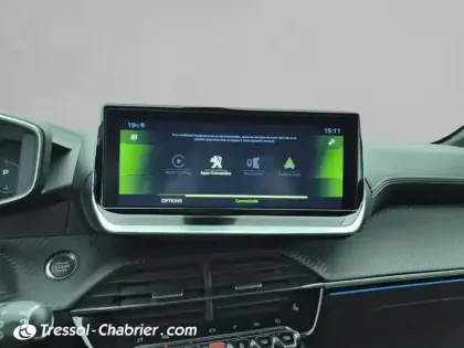 Photo 20 Peugeot 208  PureTech 130 S&S EAT8 GT Line