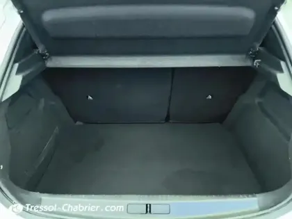 Photo 17 Peugeot 208  PureTech 130 S&S EAT8 GT Line