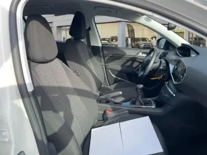 Photo 8 Peugeot 308  BlueHDi 130ch S&S BVM6 Active Business