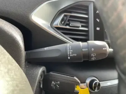 Photo 17 Peugeot 308  BlueHDi 130ch S&S BVM6 Active Business