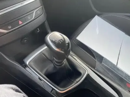 Photo 23 Peugeot 308  BlueHDi 130ch S&S BVM6 Active Business