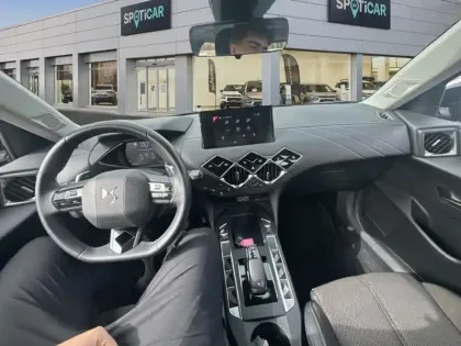 Photo 9 DS DS 3 DS3 Crossback PureTech 130 EAT8 Montmartre