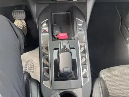 Photo 19 DS DS 3 DS3 Crossback PureTech 130 EAT8 Montmartre