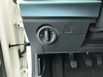 Photo 16 Seat Arona  1.0 TSI 95 ch Start/Stop BVM5 Xperience