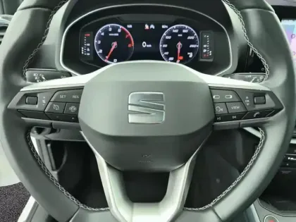 Photo 18 Seat Arona  1.0 TSI 95 ch Start/Stop BVM5 Xperience