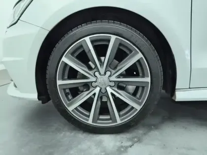 Photo 14 Audi A1  Sportback 1.0 TFSI ultra 95 S line