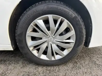 Photo 14 Peugeot 208  BlueHDi 100 S&S BVM6 Like