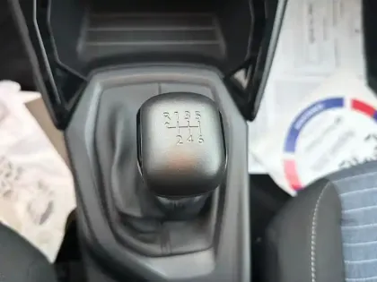 Photo 23 Peugeot 208  BlueHDi 100 S&S BVM6 Like