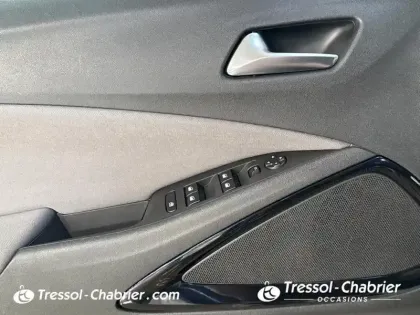 Photo 19 Opel Crossland X  1.2 Turbo 110 ch Design