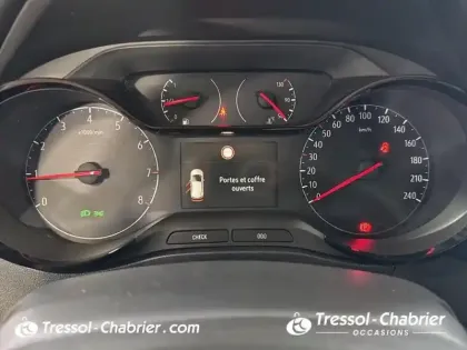 Photo 20 Opel Crossland X  1.2 Turbo 110 ch Design