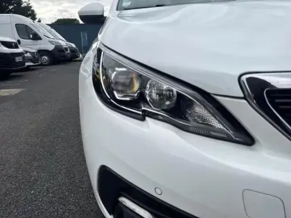 Photo 13 Peugeot 308  BlueHDi 130ch S&S BVM6 Active Business