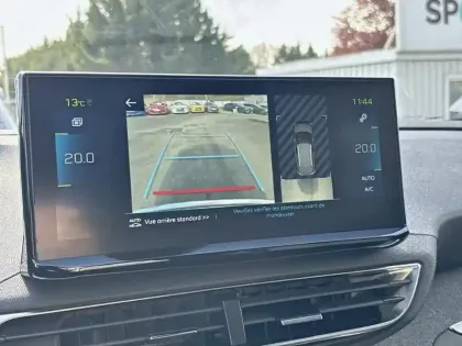 Photo 25 Peugeot 3008  Hybrid 225 e-EAT8 Allure Pack