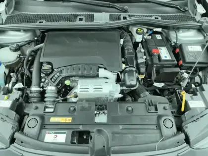 Photo 6 DS DS 3  E-Tense Performance Line+