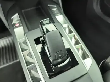 Photo 23 DS DS 3  E-Tense Performance Line+