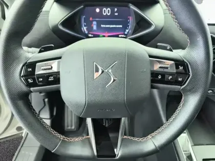 Photo 18 DS DS 3  E-Tense Performance Line+