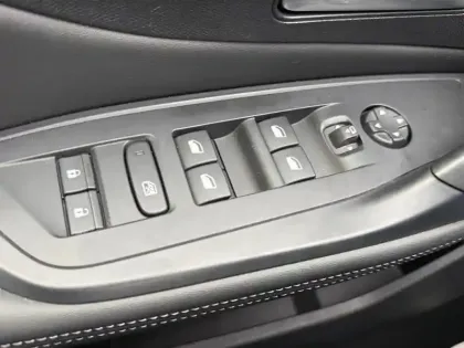 Photo 19 Peugeot 408  PureTech 130 ch S&S EAT8 Allure Pack