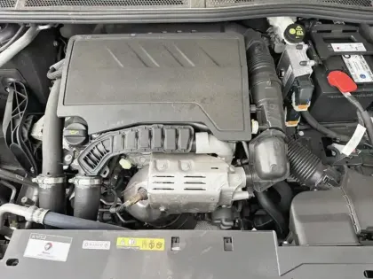 Photo 6 Peugeot 408  PureTech 130 ch S&S EAT8 Allure Pack