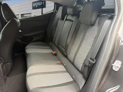 Photo 22 Peugeot 408  PureTech 130 ch S&S EAT8 Allure Pack