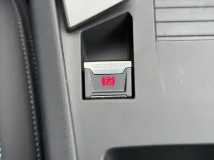 Photo 21 Peugeot 408  PureTech 130 ch S&S EAT8 Allure Pack