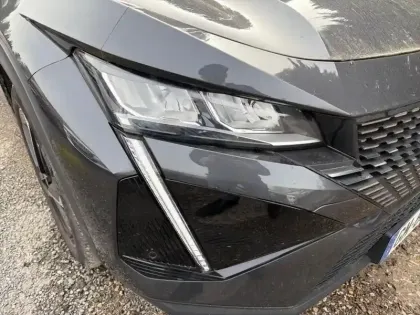 Photo 13 Peugeot 408  PureTech 130 ch S&S EAT8 Allure Pack