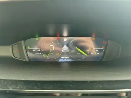 Photo 20 Peugeot 408  PureTech 130 ch S&S EAT8 Allure Pack