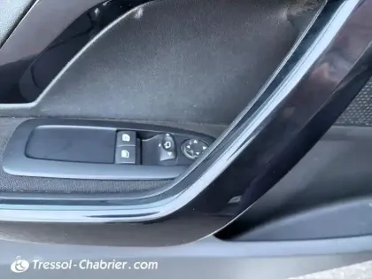 Photo 19 Peugeot 208  PureTech 82ch S&S BVM5 Signature