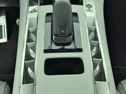 Photo 19 DS DS 7 DS7 Crossback BlueHDi 130 EAT8 Performance Line+