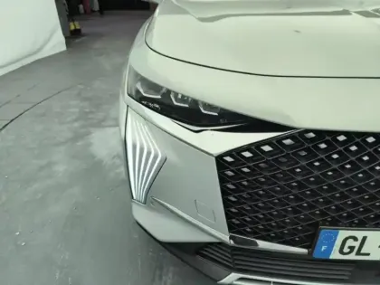 Photo 13 DS DS 7 DS7 Crossback BlueHDi 130 EAT8 Performance Line+