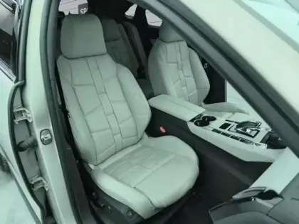 Photo 8 DS DS 7 DS7 Crossback BlueHDi 130 EAT8 Performance Line+