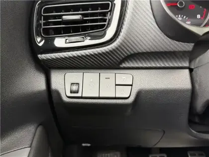 Photo 52 Kia Stonic Gén. I Ph2 GT Line 5