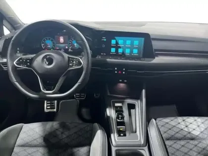 Photo 7 Volkswagen Golf Gén. VIII Ph1 R-Line 5