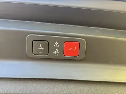 Photo 25 Peugeot 5008 1.5 BlueHDi 130 Allure