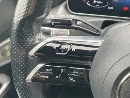 Photo 12 Mercedes Classe C  220 d Berline AMG Lin