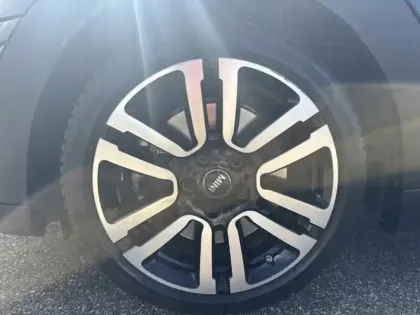 Photo 8 Mini Mini Gén. III (F56) Ph3 Edition Premium 3