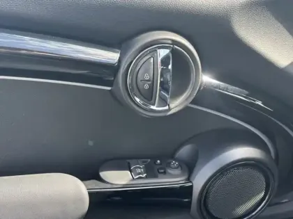 Photo 17 Mini Mini Gén. III (F56) Ph3 Edition Premium 3