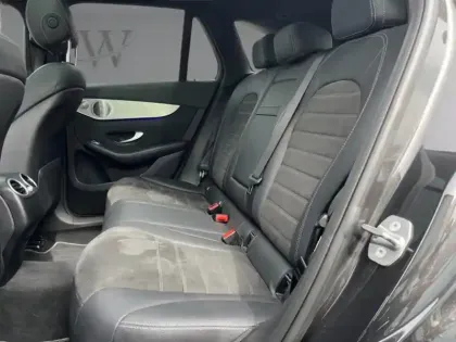 Photo 15 Mercedes Classe GLC GLC 220 d 4MATIC SUV AMG Line