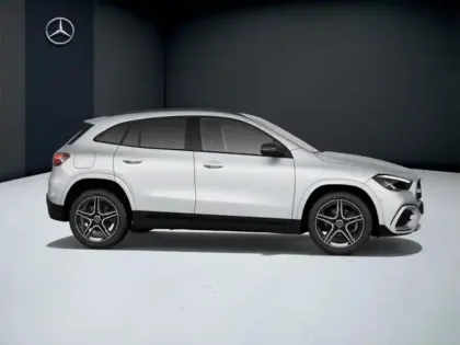 Photo 11 Mercedes GLA 250 e AMG Line