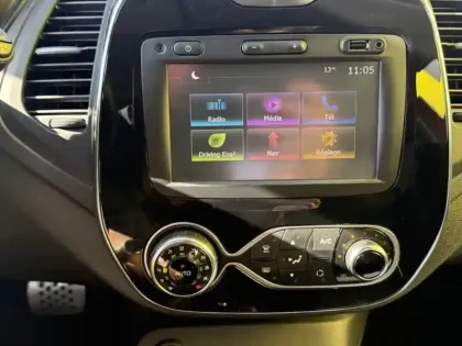 Photo 16 Renault Captur 1.2 TCe 120 Intens